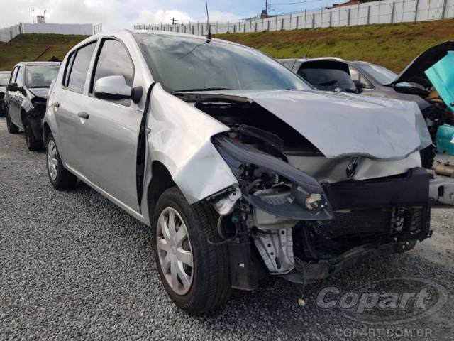 2014 RENAULT SANDERO 