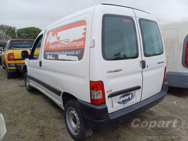 2021 PEUGEOT PARTNER FURGAO 