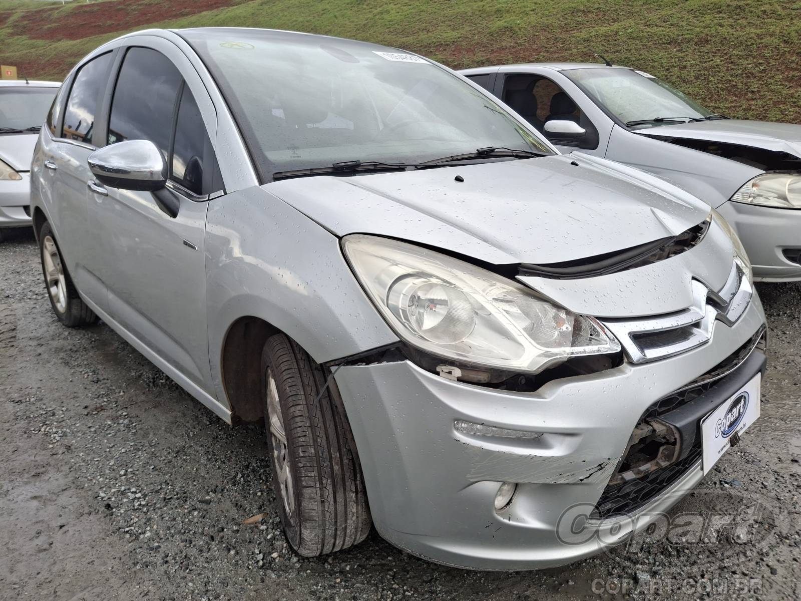 Veículo Peugeot C3 2013 CITROEN C3 Exclusive 1.6 16V VVT 2013 em leilão