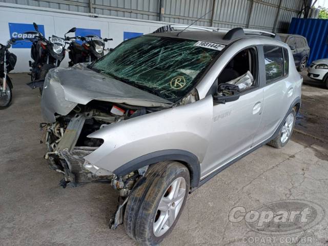 2019 RENAULT SANDERO 