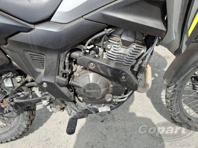 2024 HONDA XRE SAHARA 300 