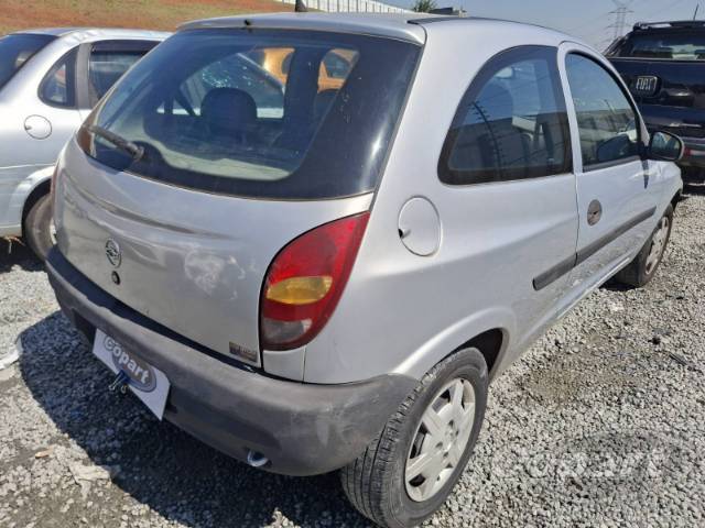 2001 CHEVROLET CELTA 