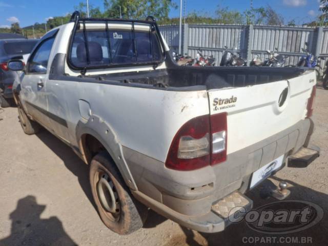 2013 FIAT STRADA 