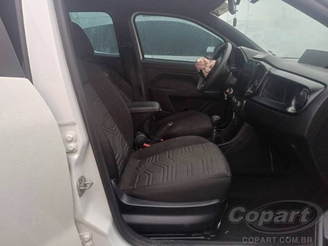 2025 FIAT STRADA CD 