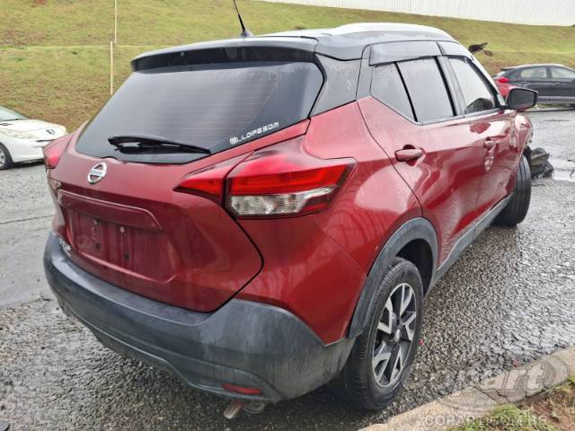 2020 NISSAN KICKS 