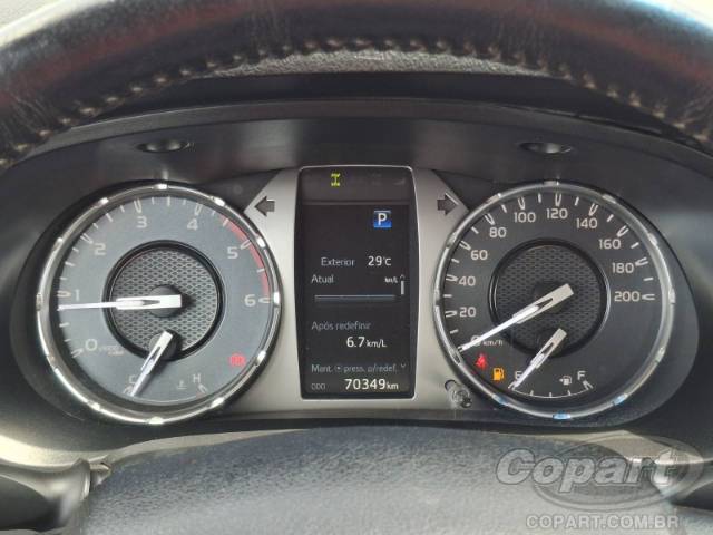 2021 TOYOTA HILUX CD 