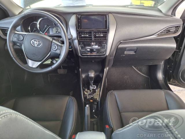 2023 TOYOTA YARIS SEDA 