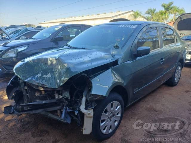 2010 VOLKSWAGEN VOYAGE 