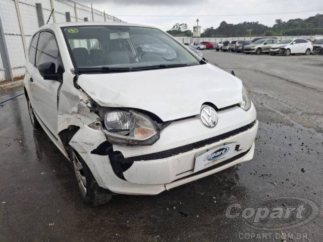 2015 VOLKSWAGEN UP 
