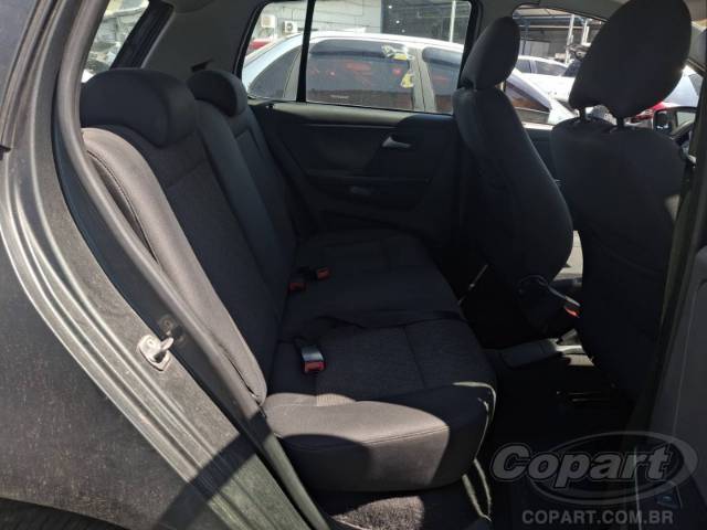 2013 VOLKSWAGEN FOX 