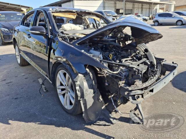 2018 VOLKSWAGEN PASSAT 
