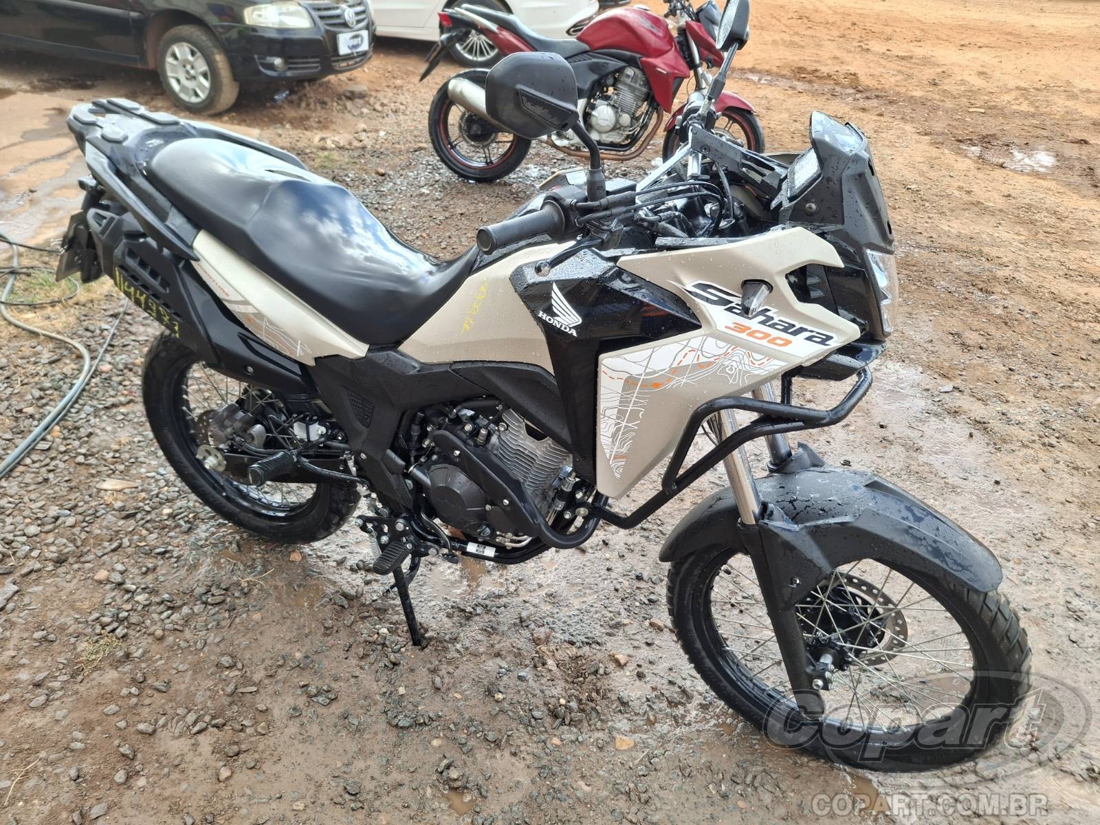 2026 HONDA XRE SAHARA 300