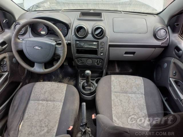 2010 FORD FIESTA SEDAN 