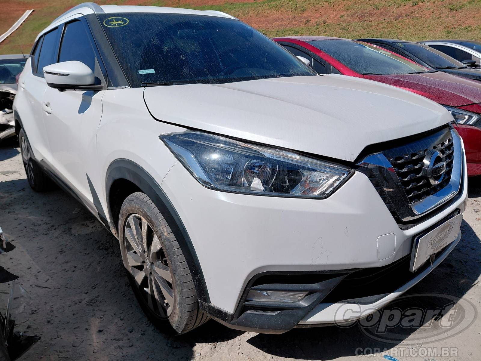 NISSAN KICKS SUV Pequenos 2017