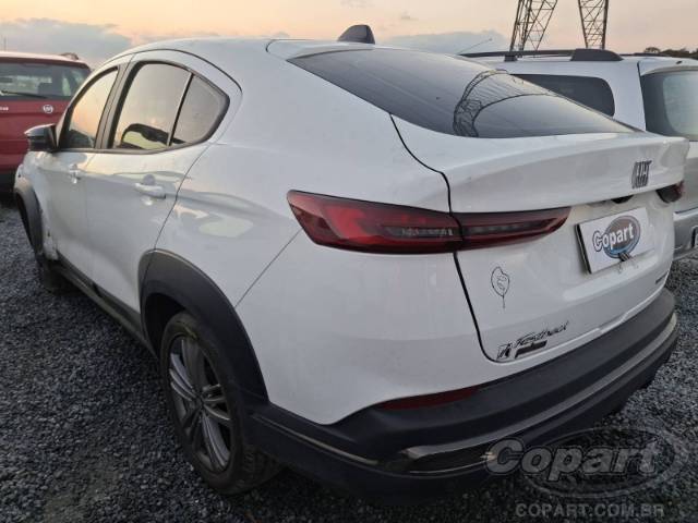 2024 FIAT FASTBACK 