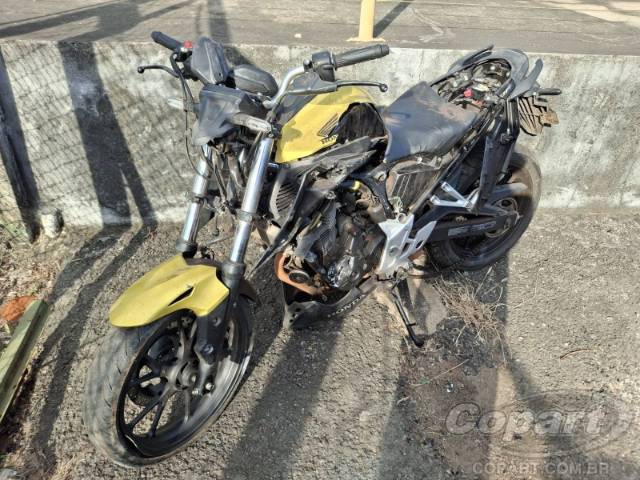 2024 HONDA CB 300F 