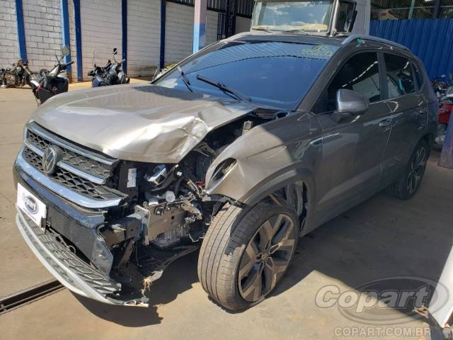 2024 VOLKSWAGEN TAOS 