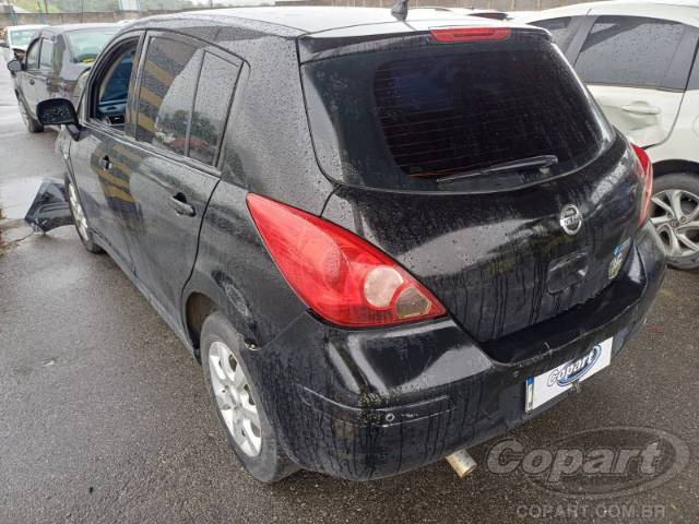 2011 NISSAN TIIDA 