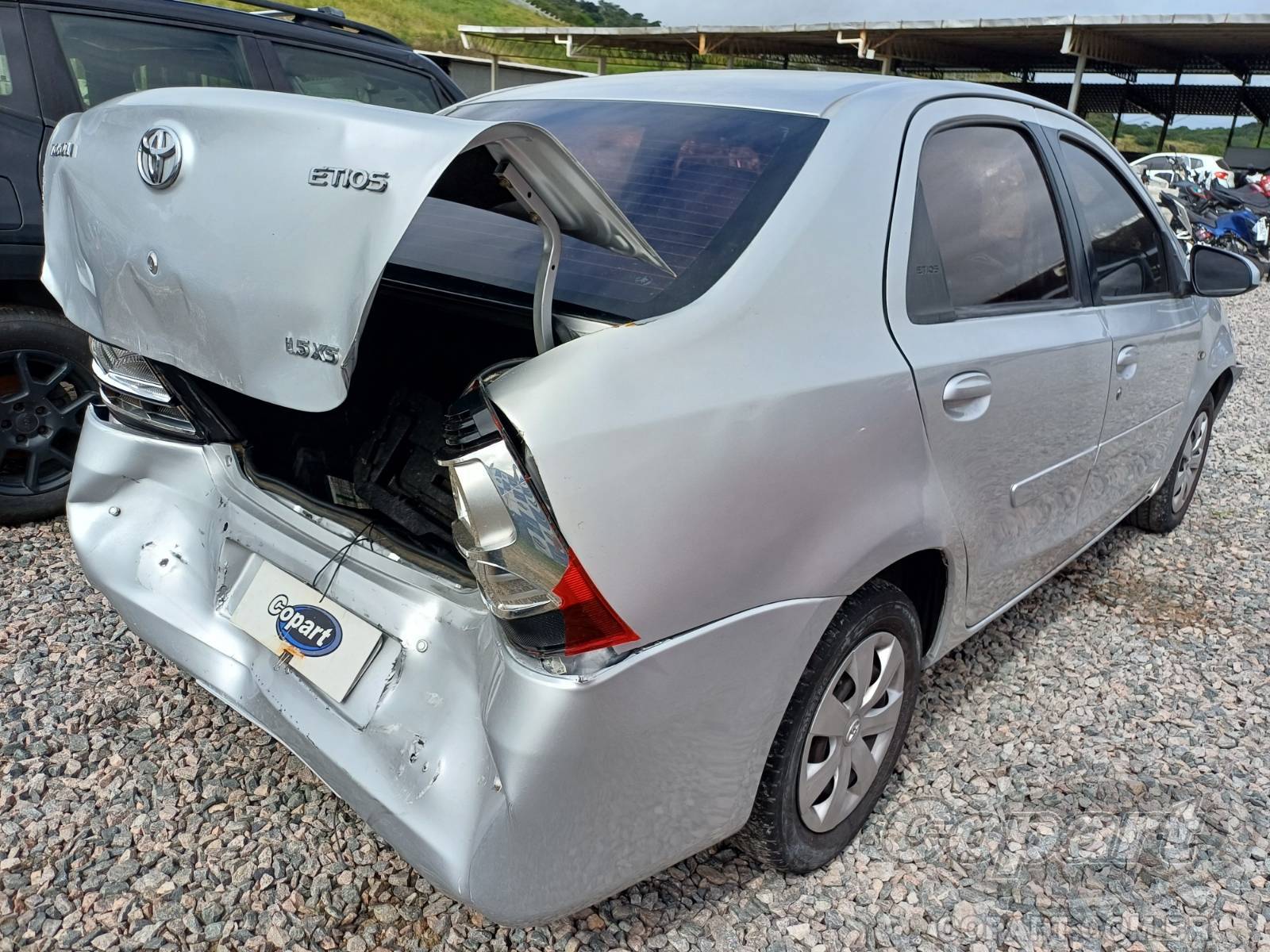 2016 TOYOTA ETIOS SEDA — leilão em Vitória De Santo Antão/PE (foto 4)