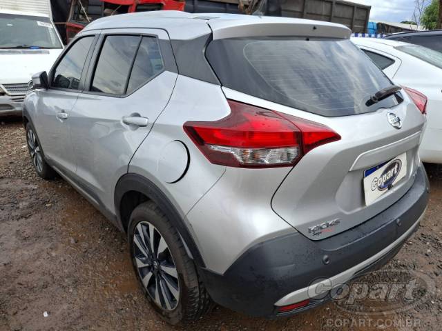 2021 NISSAN KICKS 