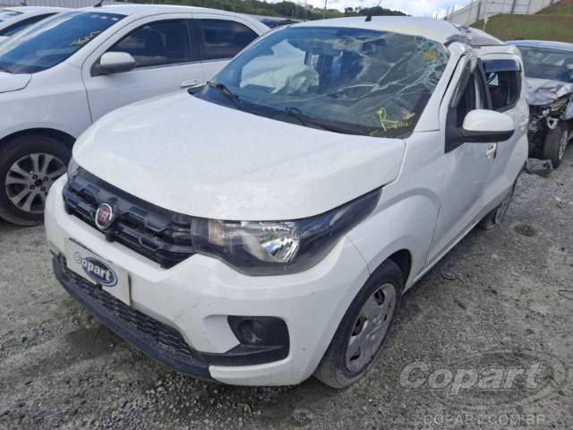 2017 FIAT MOBI 
