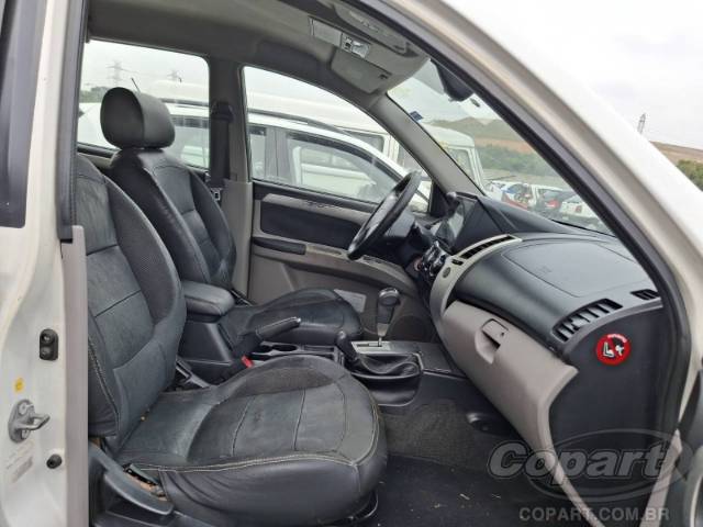 2013 MITSUBISHI PAJERO DAKAR 