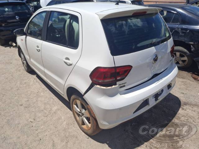 2016 VOLKSWAGEN FOX 