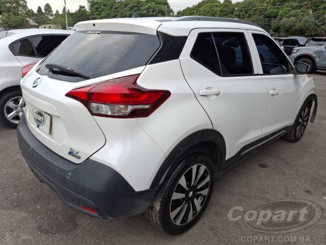 2018 NISSAN KICKS 