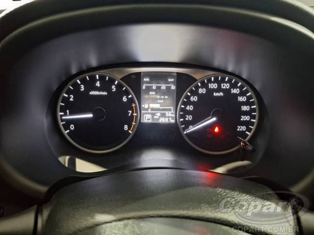 2025 NISSAN Kicks Play 