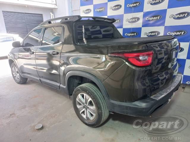 2017 FIAT TORO 