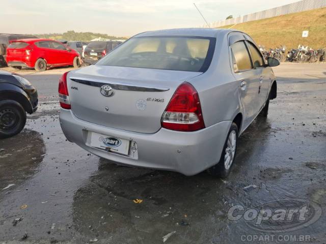 2014 TOYOTA ETIOS SEDA 