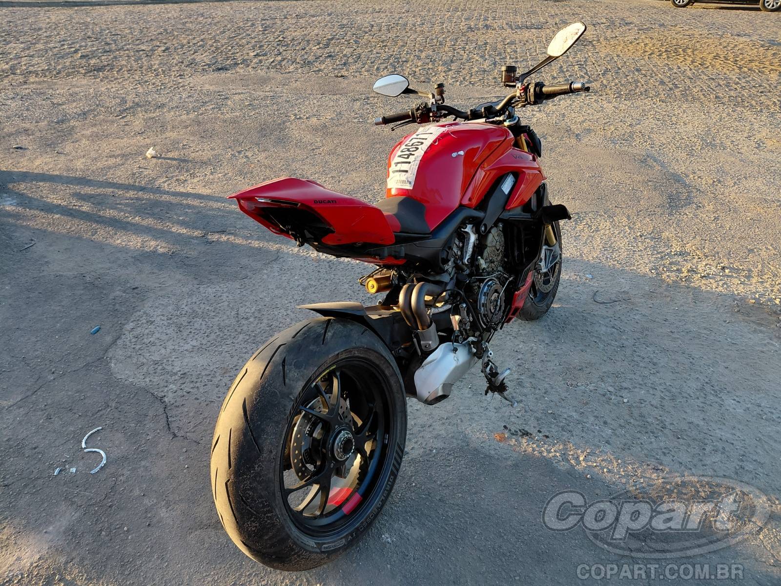 2023 DUCATI STREETFIGHTER — foto 4 de 10