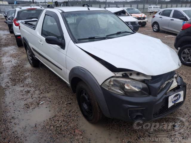 2017 FIAT STRADA 