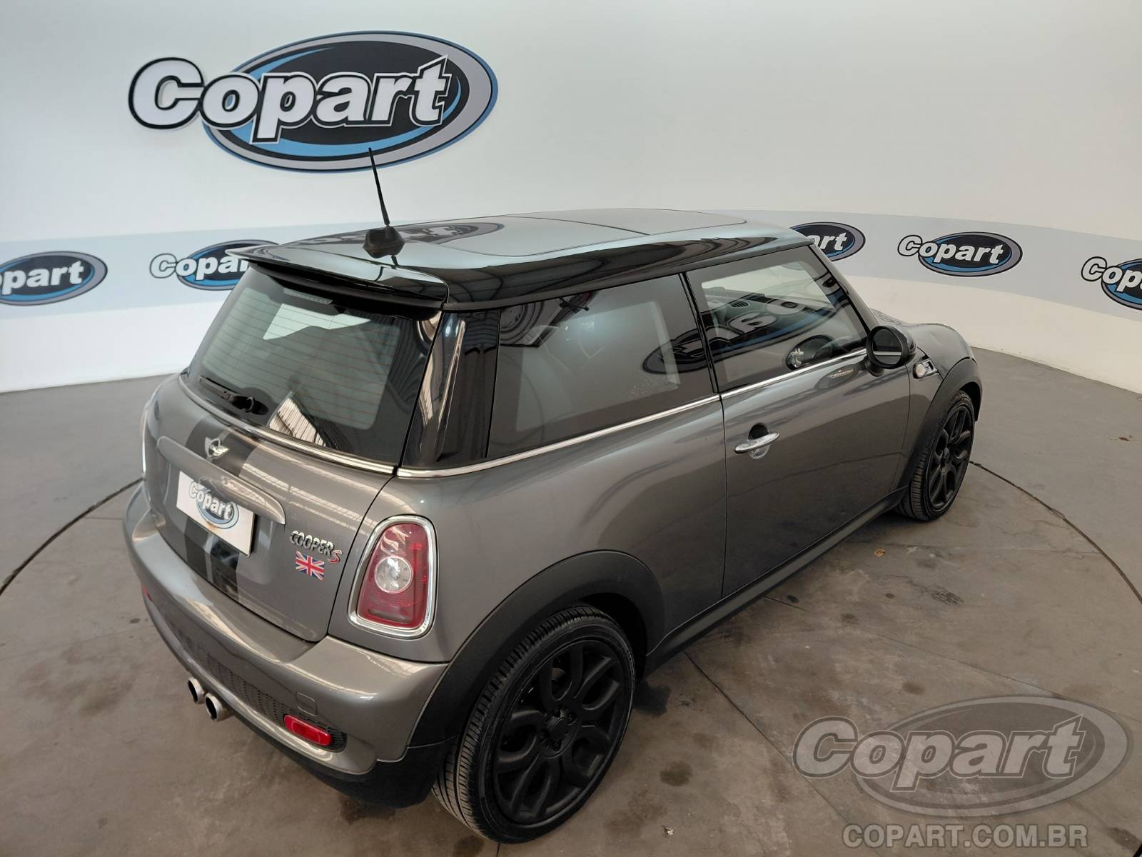 2010 MINI COOPER — foto 4 de 11