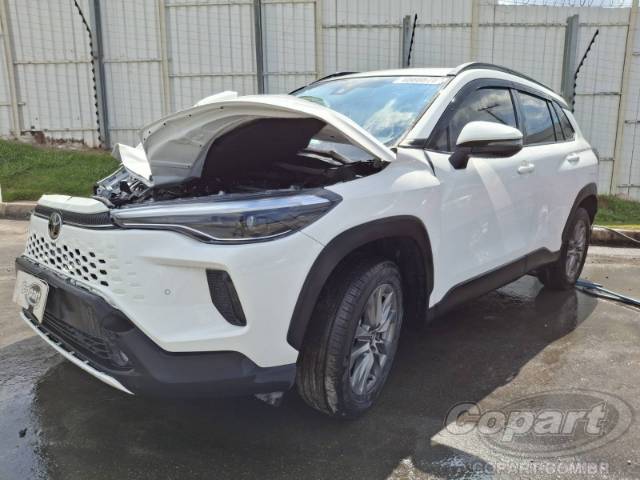 2026 TOYOTA COROLLA CROSS 