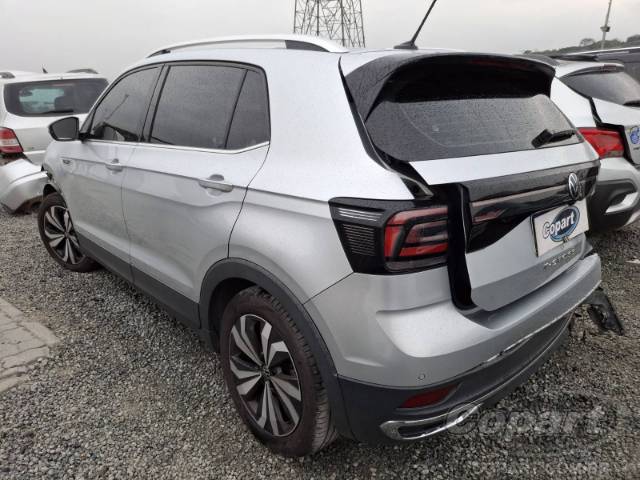 2022 VOLKSWAGEN T-CROSS 