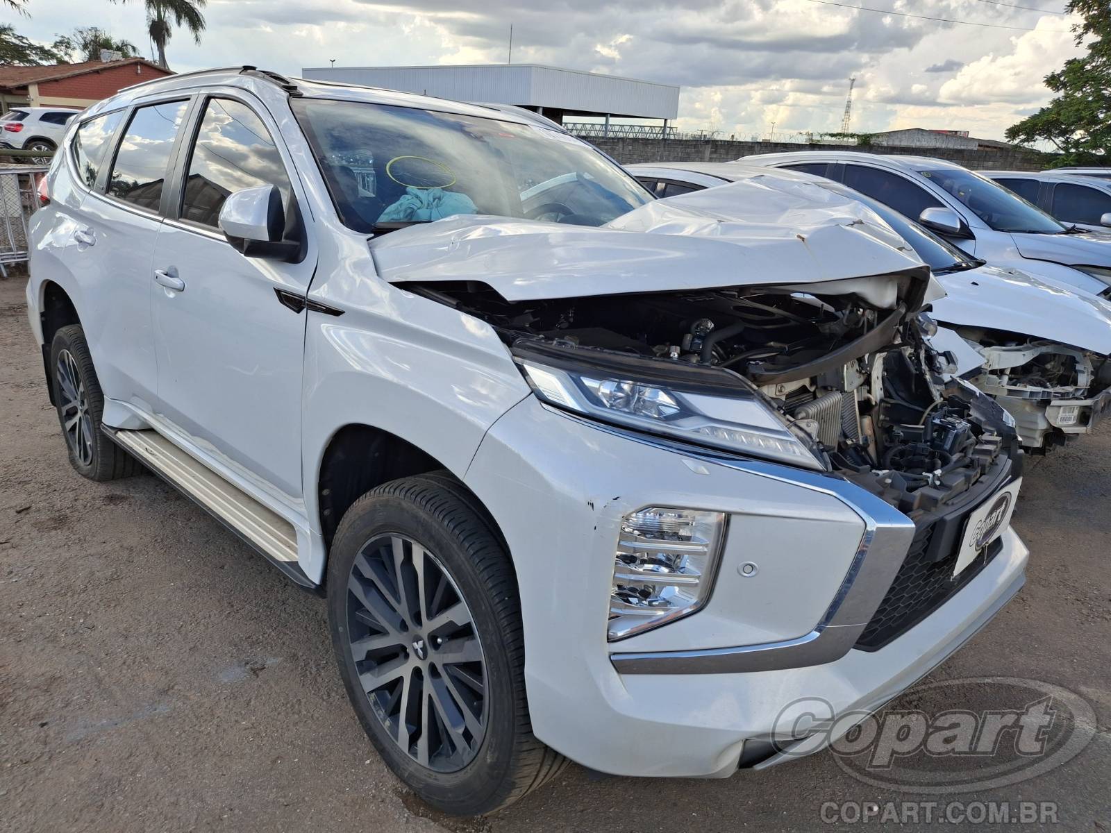 Veículo Mitsubishi Pajero Sport Mitsubishi Pajero Sport Legend 2.4 DI-D MIVEC Turbo 2024 2024 em leilão