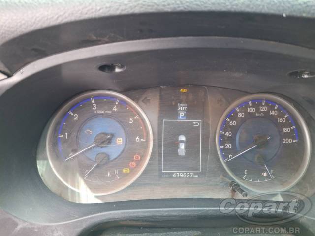 2017 TOYOTA HILUX CD 