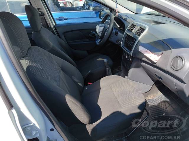 2017 RENAULT SANDERO 