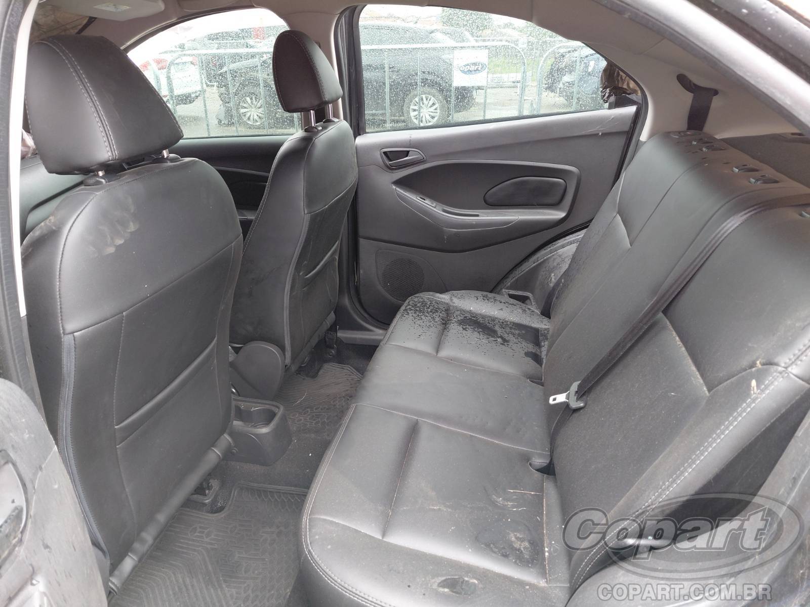 Foto 6 de 11: 2019 FORD KA SEDAN