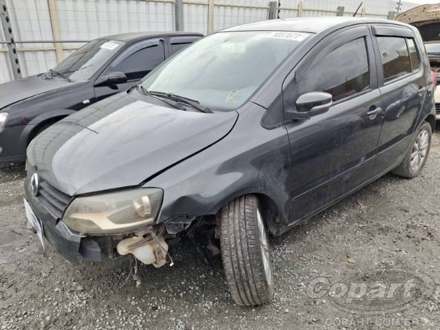 2014 VOLKSWAGEN FOX 