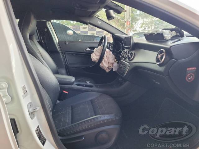 2015 MERCEDES BENZ GLA 