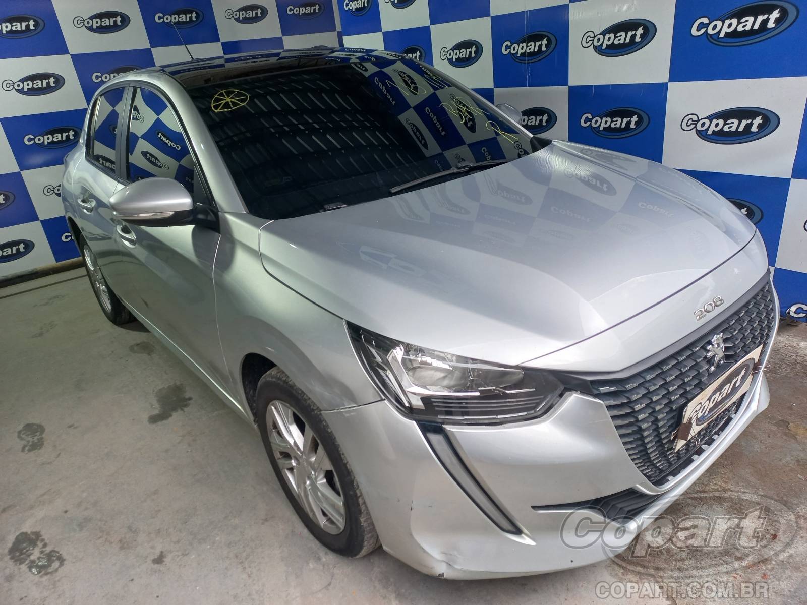 Peugeot 208 2021