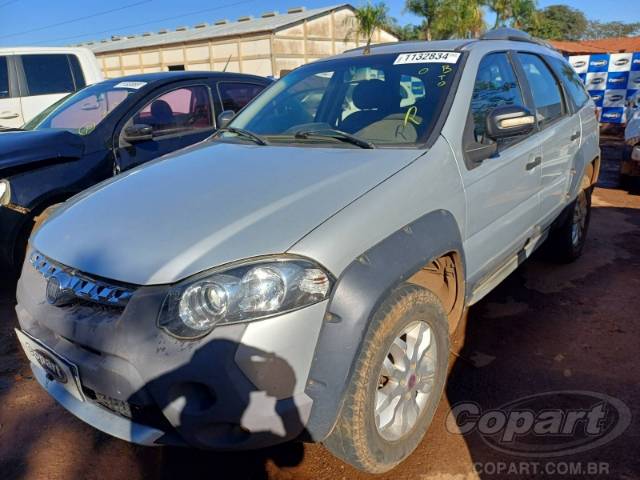 2014 FIAT PALIO WEEKEND 