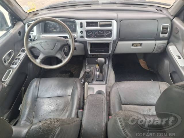 2001 MITSUBISHI PAJERO SPORT 