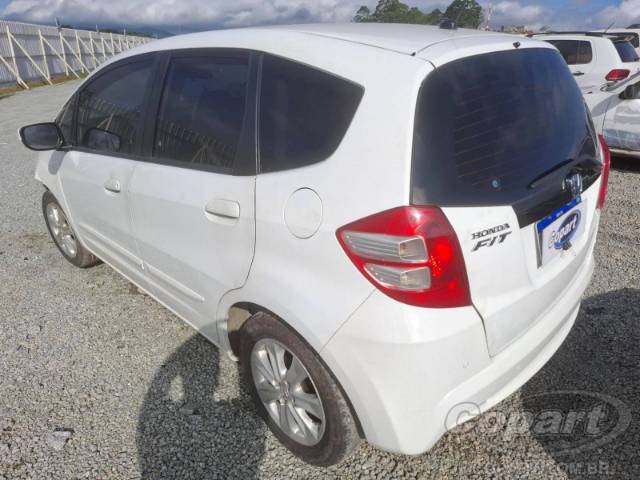 2014 HONDA FIT 