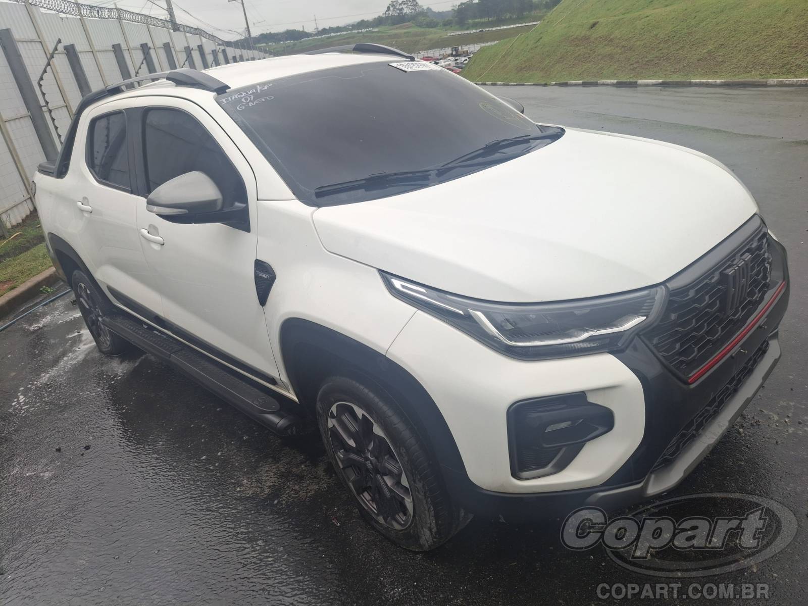 Veículo Fiat STRADA CD FIAT STRADA CD 2023 2024 em leilão