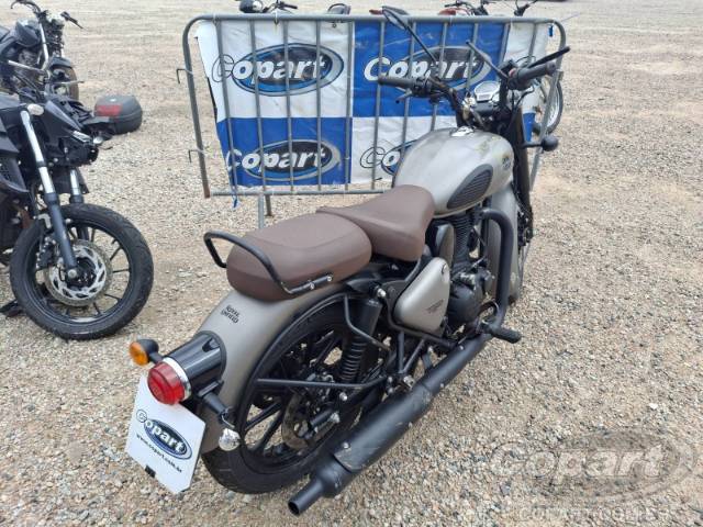 2025 ROYAL ENFIELD CLASSIC 