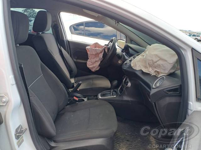 2015 FORD FIESTA 