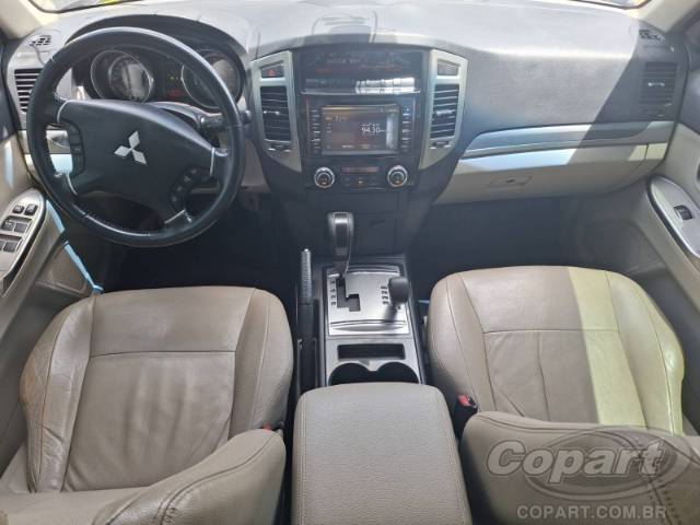 2016 MITSUBISHI PAJERO FULL 